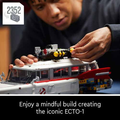 LEGO Creator Expert 10274 - Ghostbusters Ecto-1 Hot on Sale