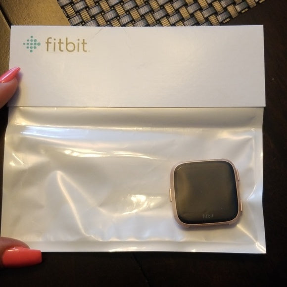 Fitbit Versa Fitness Watch Brand New! Pebble Only!! Free Shipping! Fashion